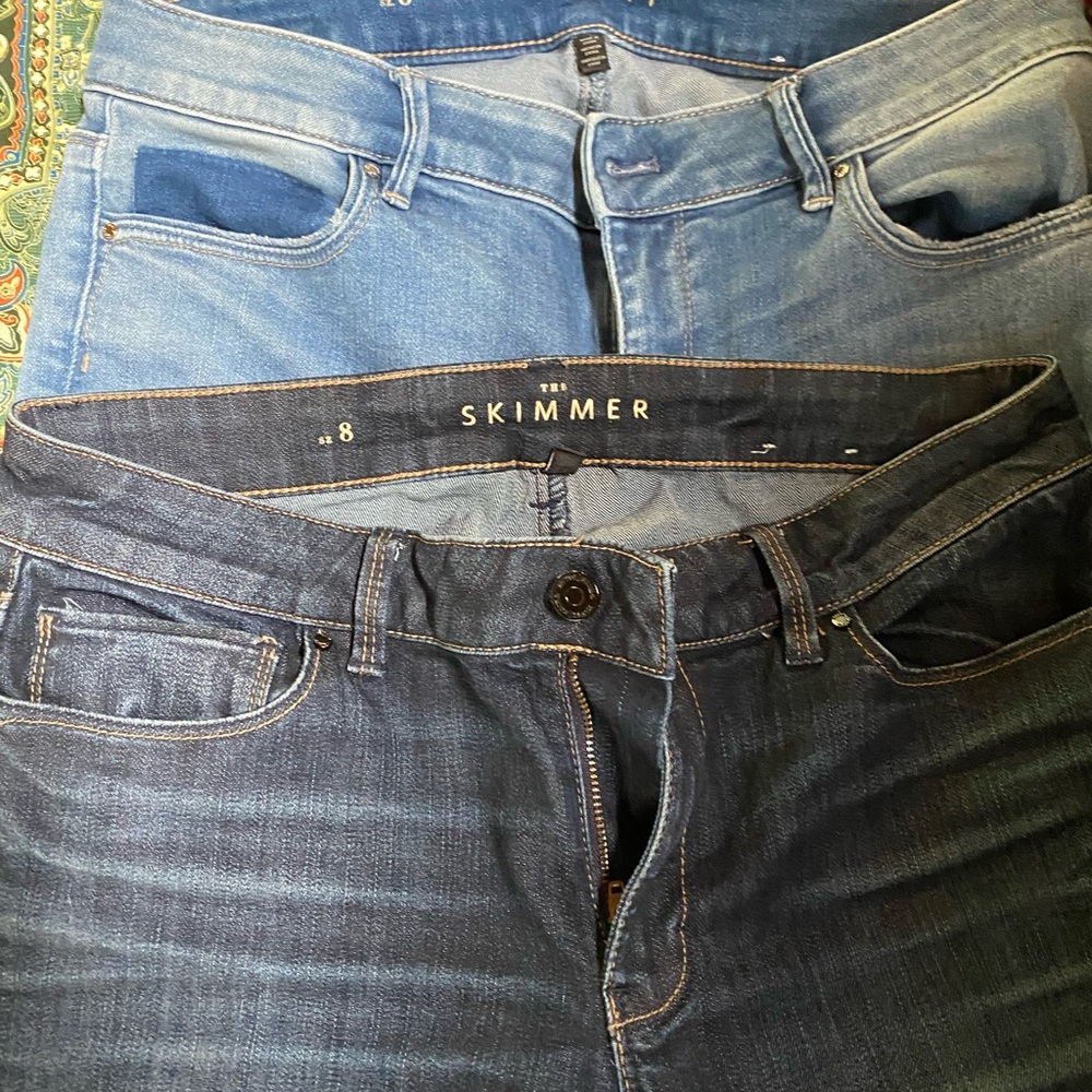 Cute skinny cropped jeans. Light blue and navy blue. Size 8.